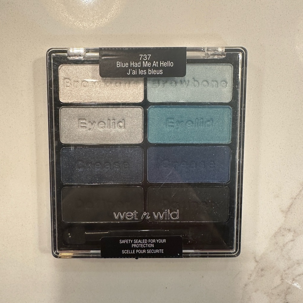 New In Package Wet n Wild Coloricon Blue Had Me At Hello Eyeshadow Palette